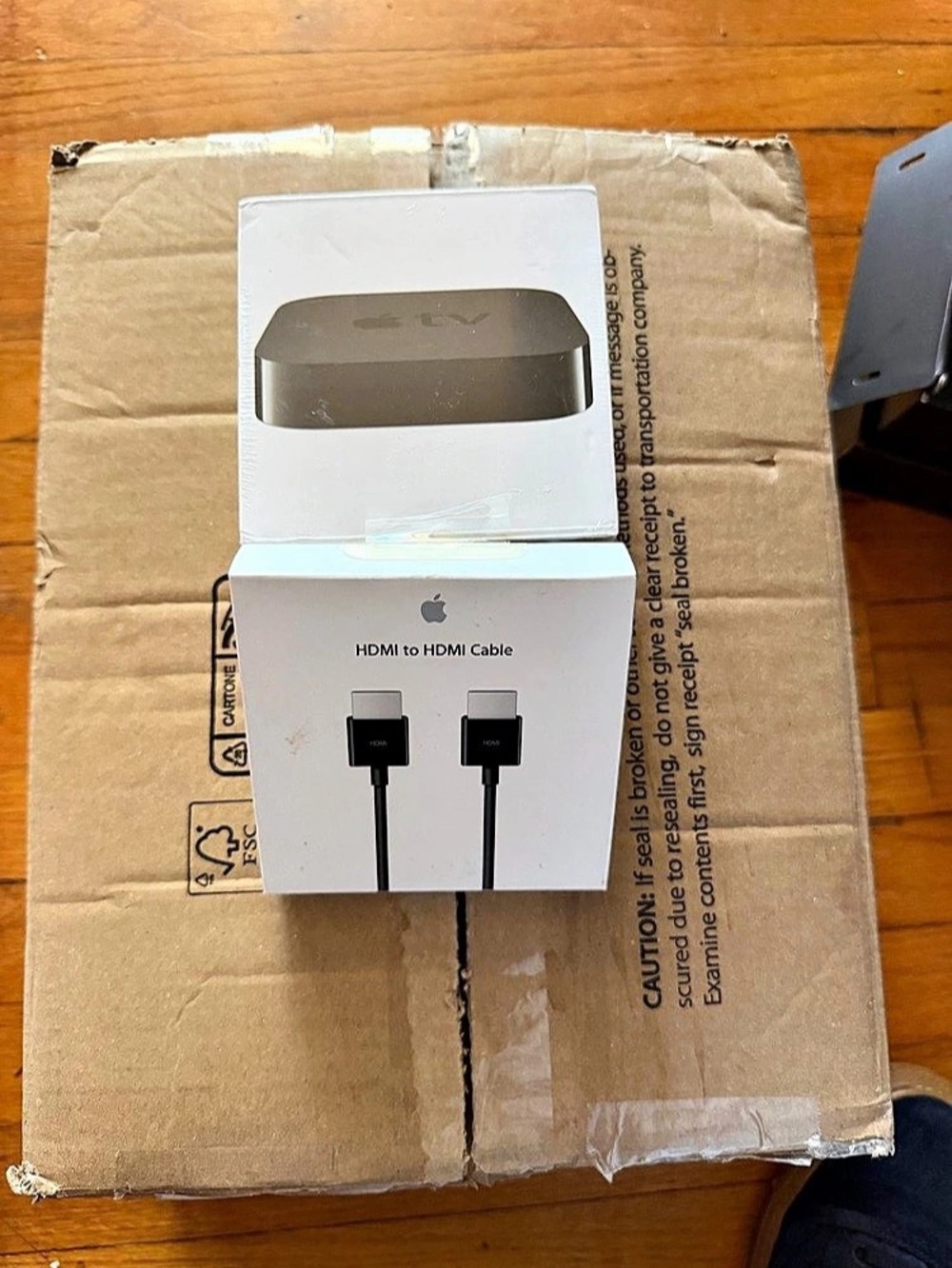 Apple TV (3rd Generation) MD199LL/A Streaming Device